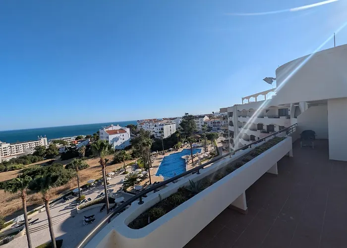 Hotel apartamentowy Self-catering & At Cerro Alagoa *