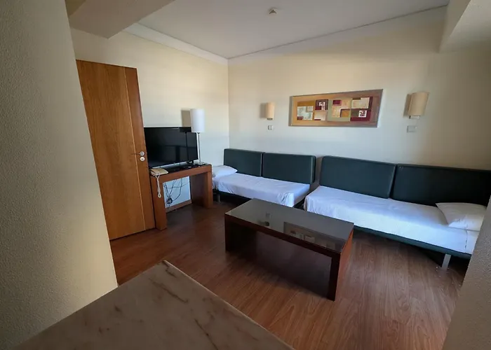 Hotel apartamentowy Self-catering & At Cerro Alagoa *